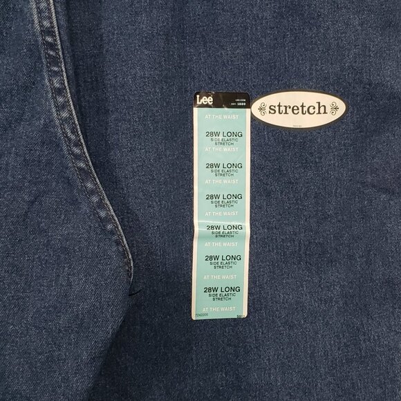 NWT Lee Relaxed Fit Tapered Leg Jeans Plus Size 28W Long - Picture 3 of 4